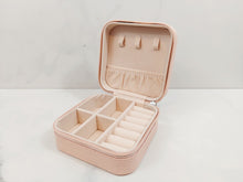 Load image into Gallery viewer, Travel Jewelry Box